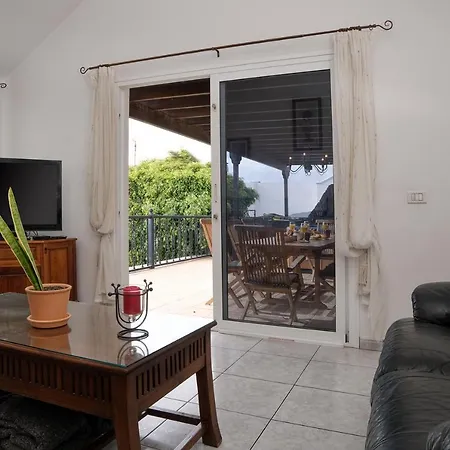 Casa El Paraiso - Private Pool, Jacuzzi, Air-con And Bbq By Lanzarote Tías