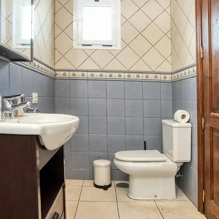 Сasa de vacaciones Casa El Paraiso - Private Pool, Jacuzzi, Air-con&bbq By Lanzarote