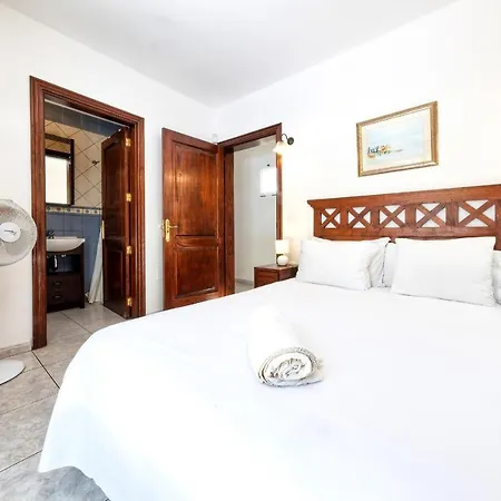 Сasa de vacaciones Casa El Paraiso - Private Pool, Jacuzzi, Air-con&bbq By Lanzarote