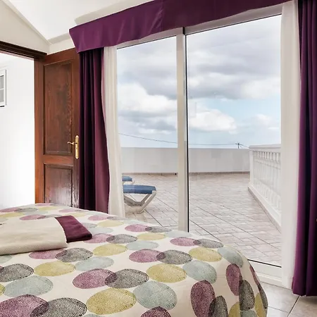 Casa El Paraiso - Private Pool, Jacuzzi, Air-con&bbq By Lanzarote *