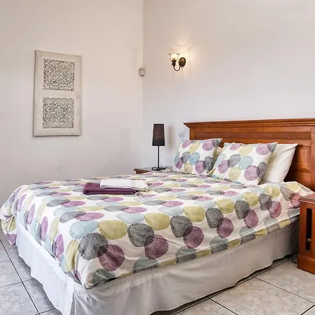 Casa El Paraiso - Private Pool, Jacuzzi, Air-con And Bbq By Lanzarote *