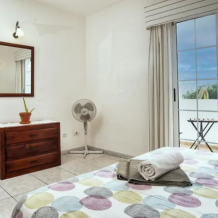 Casa El Paraiso - Pool, Jacuzzi, Air-con And Bbq By Lanzarote Ferienhaus *