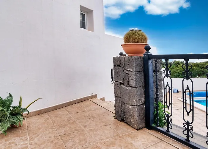 Casa El Paraiso - Private Pool, Jacuzzi, Air-con And Bbq By Lanzarote