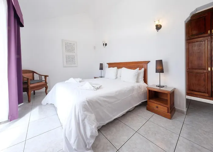 Casa El Paraiso - Private Pool, Jacuzzi, Air-con And Bbq By Lanzarote *