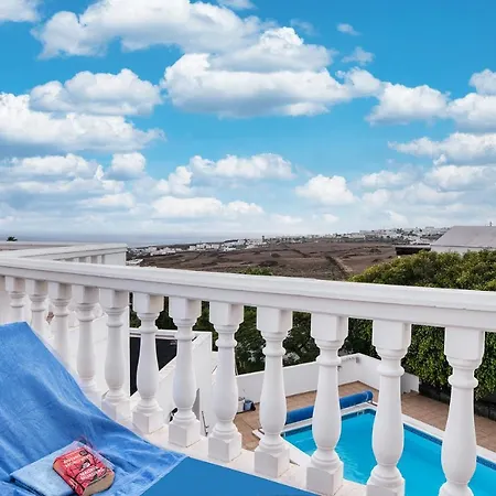 Casa El Paraiso - Private Pool, Jacuzzi, Air-con And Bbq By Lanzarote *