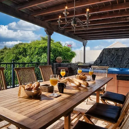 Casa El Paraiso - Private Pool, Jacuzzi, Air-con And Bbq By Lanzarote * Tías