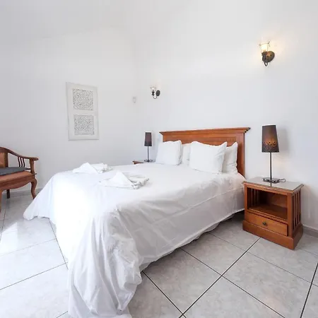 Casa El Paraiso - Private Pool, Jacuzzi, Air-con And Bbq By Lanzarote *